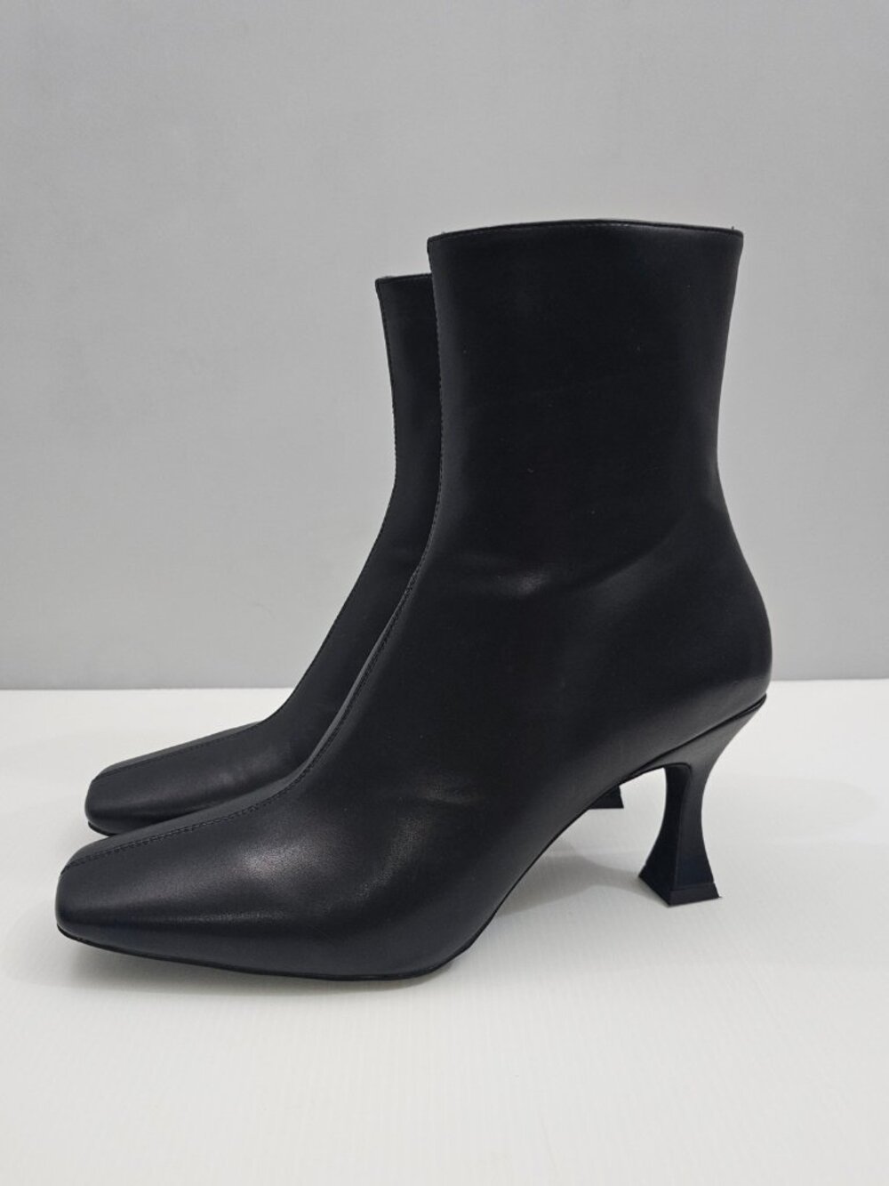 Jeffrey Campbell Chekmate Square Toe Ankle Boots Womens 9.5 Black Flared Heel